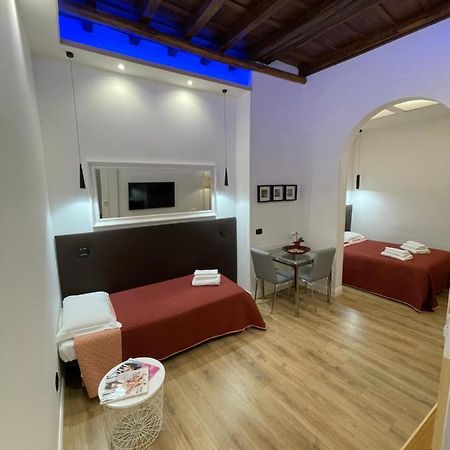 Elian Apartament In The Center Of Рим Екстериор снимка