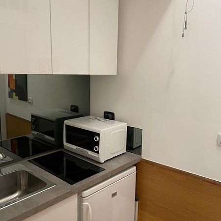 Elian Apartament In The Center Of Рим Екстериор снимка