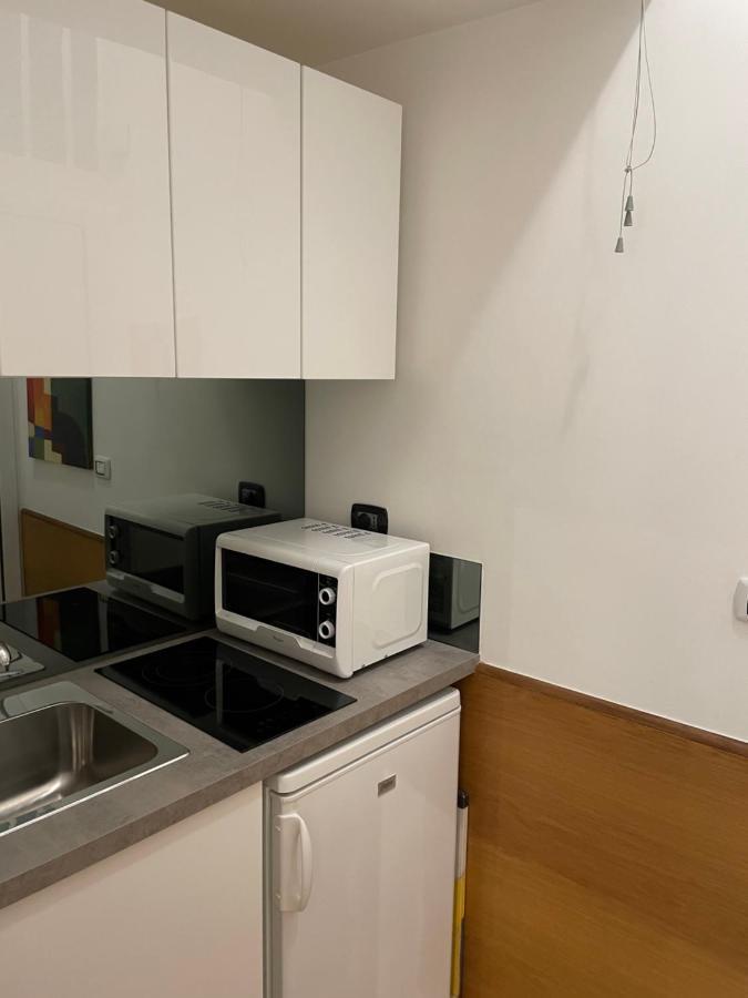 Elian Apartament In The Center Of Рим Екстериор снимка